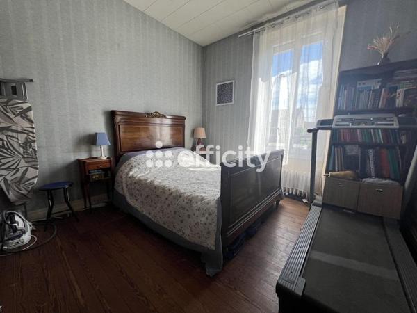 Maison 10 pièces - 177 m²