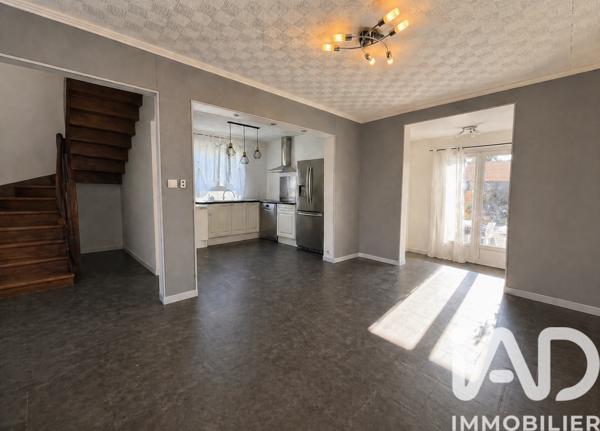 Maison à vendre 6 pièces 122 m² Arès