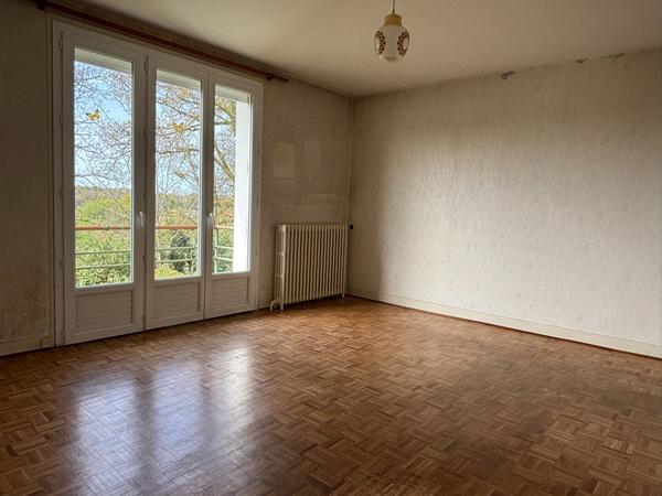 Maison Civray 4 pièce(s)