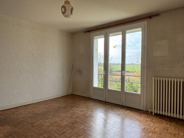 Maison Civray 4 pièce(s)