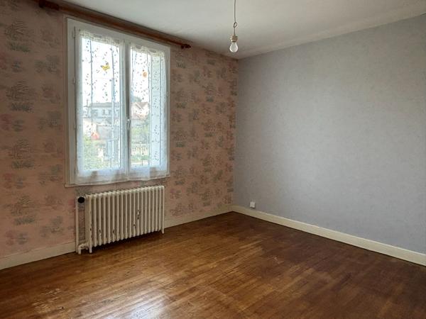 Maison Civray 4 pièce(s)