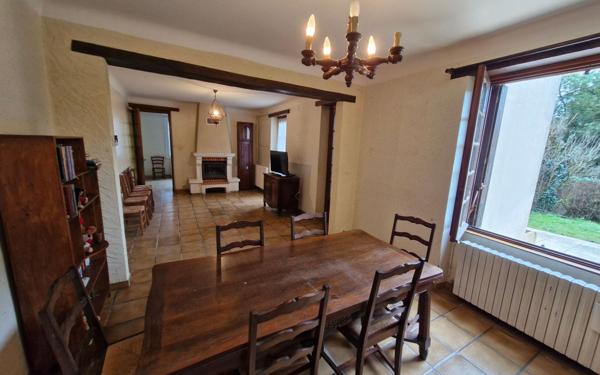 Maison à vendre    5 pièces •  Mugron