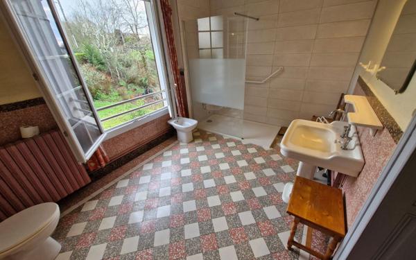 Maison à vendre    5 pièces •  Mugron