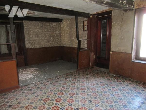 Maison de caractère à fort potentiel à rénover