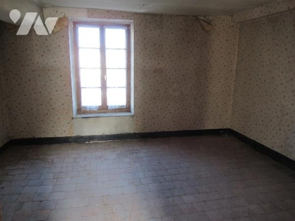 Maison de caractère à fort potentiel à rénover