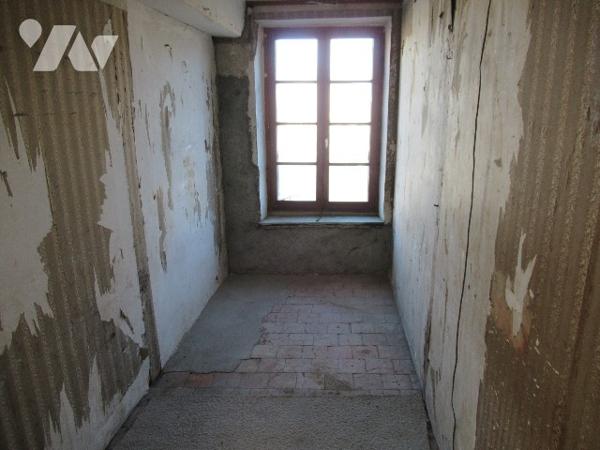 Maison de caractère à fort potentiel à rénover