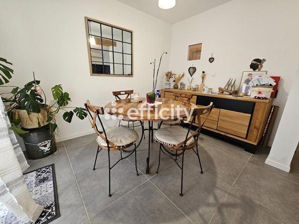 Maison 3 pièces - 77 m²