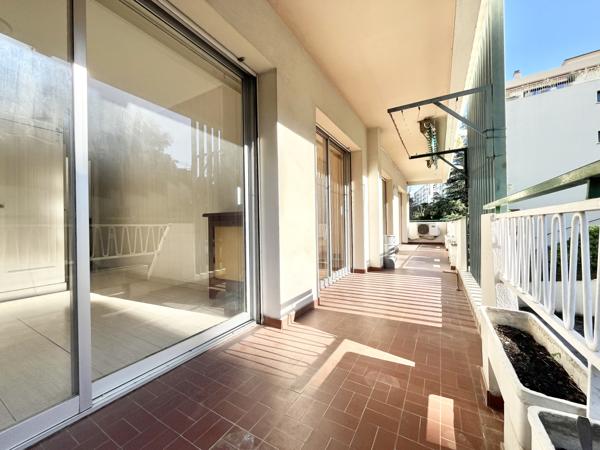 Appartement 4 pièces - 98 m² Exclusivité efficity