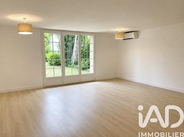 Maison à vendre 8 pièces 219 m² Villeneuve-sur-Yonne