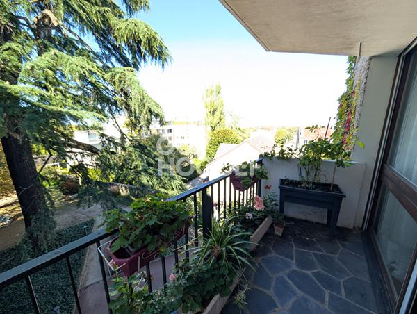 3-4 PIECES 83m2 MARLY LE ROI PROCHE VILLAGE