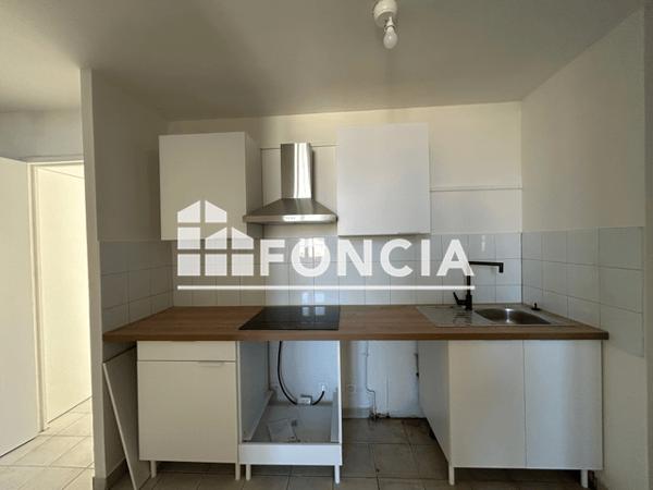 Location Appartement 3 pièces 59.27 m² - 20 RUE JEAN REBOUL Nimes 30900
