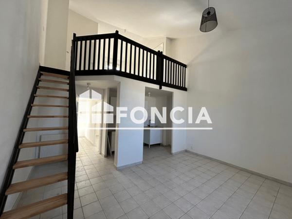 Location Appartement 3 pièces 59.27 m² - 20 RUE JEAN REBOUL Nimes 30900