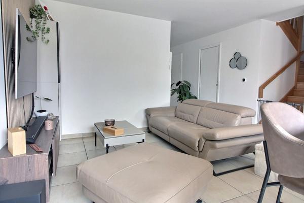 Maison neuve 5 pièces 91m2+100m2 de jardin +box