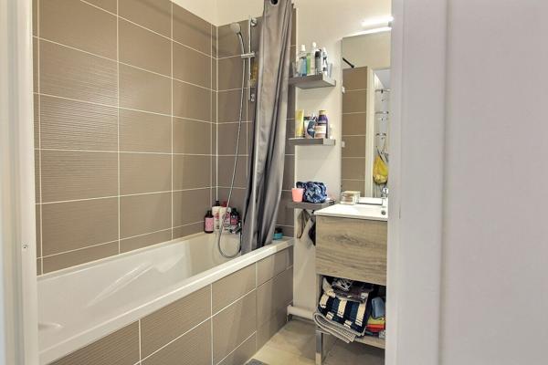 Maison neuve 5 pièces 91m2+100m2 de jardin +box