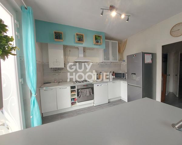 Maison de Ville, proche commodités