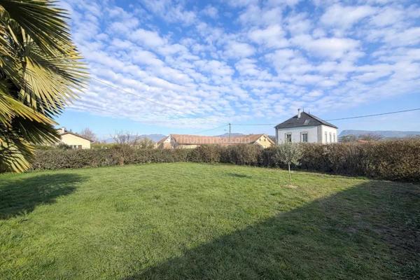 Vente Terrain 285 m2 à Les Avenières Veyrins-Thuellin