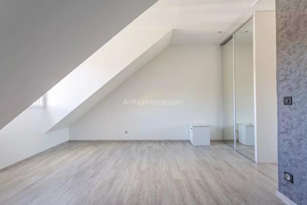 Vente Maison 10 pièces 226 m2 à Linas