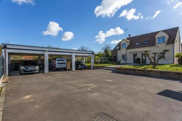 Vente Maison 10 pièces 226 m2 à Linas