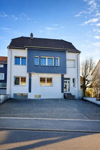 Maison de village de 250 m²