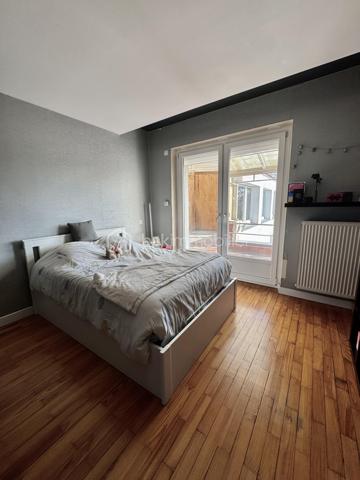 Maison de village de 250 m²