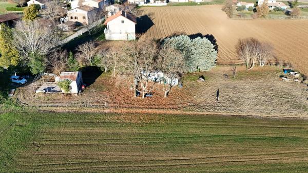 Terrain à vendre de 2 105,00 m² ()