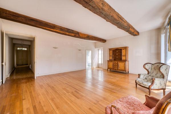 Appartement à rénover au cœur de La Rochelle