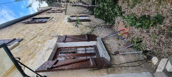 Une maison à rénover située à NEUVILLE-SUR-OISE (95000).