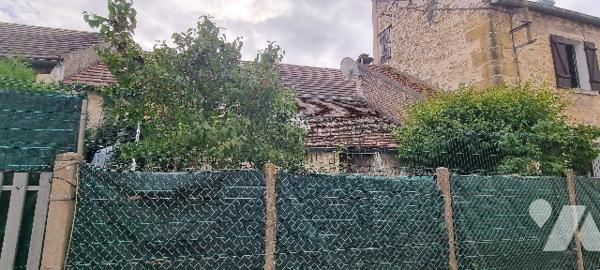 Une maison à rénover située à NEUVILLE-SUR-OISE (95000).
