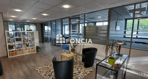 À vendre Local commercial 194 m² - Grenoble 38100