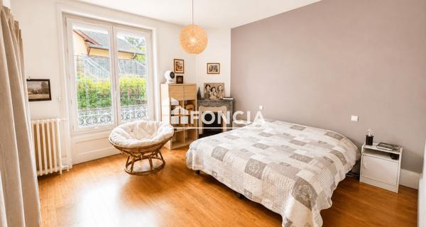 À vendre Maison 5 pièces 130.05 m² - Villefranche-sur-saône 69400