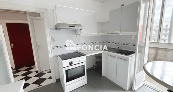 Location Appartement 3 pièces 75.26 m² - Clermont-ferrand 63000