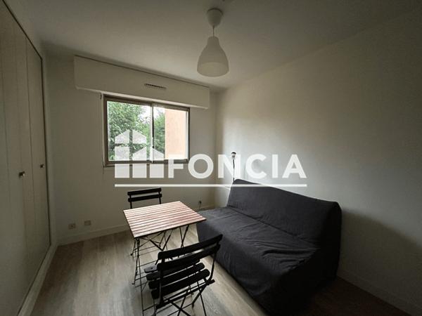 Location Studio meublé 16 m² - 18 AVENUE GEORGES CORNEAU Charleville Mezieres 08000