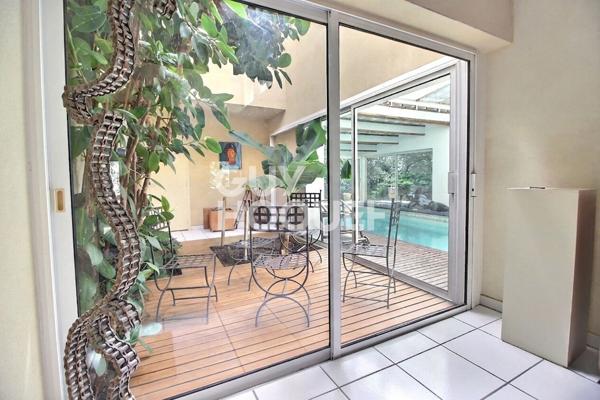 Demeure de prestige Tarascon 10 pièces 242.71 m2