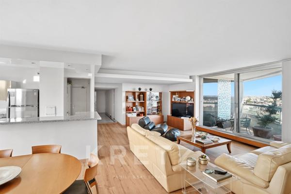 Appartement d’exception 5P-137 m2 avec terrasse et vue panoramique sur la Tour Eiffel