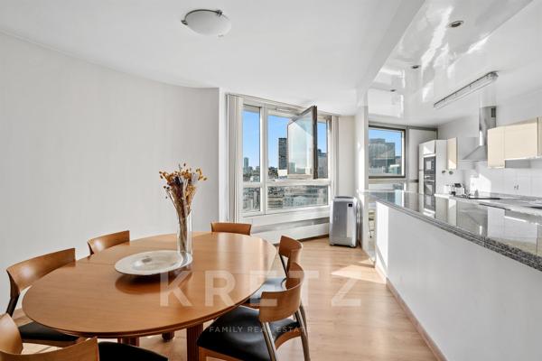 Appartement d’exception 5P-137 m2 avec terrasse et vue panoramique sur la Tour Eiffel