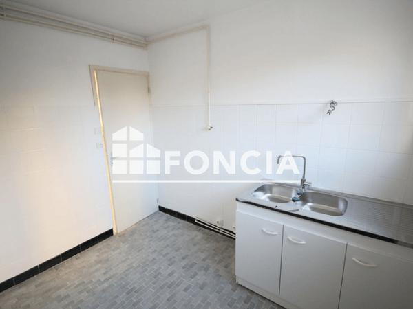 Location Appartement 4 pièces 63.87 m² - LES ALPINS I Grenoble 38100