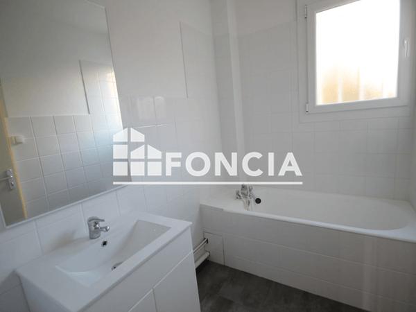 Location Appartement 4 pièces 63.87 m² - LES ALPINS I Grenoble 38100