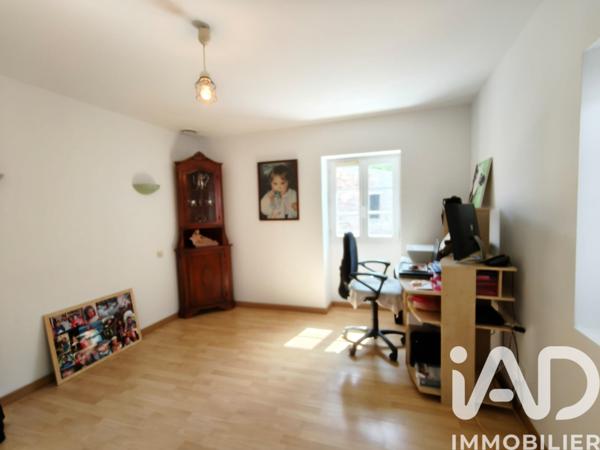 Maison à vendre 5 pièces 117 m² Montaigu-Vendée