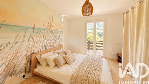 Maison à vendre 4 pièces 132 m² Allevard
