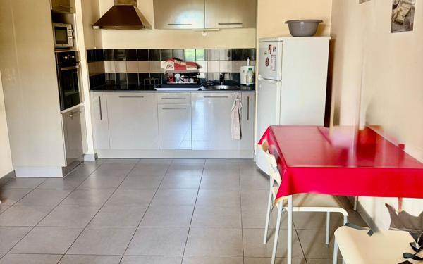 Appartement à vendre    2 pièces • 40,31 m2 Marseille 12