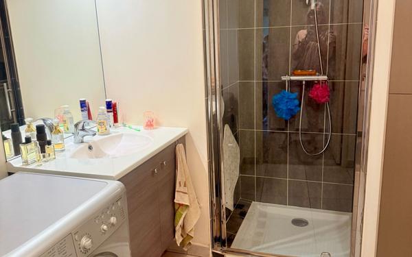 Appartement à vendre    2 pièces • 40,31 m2 Marseille 12