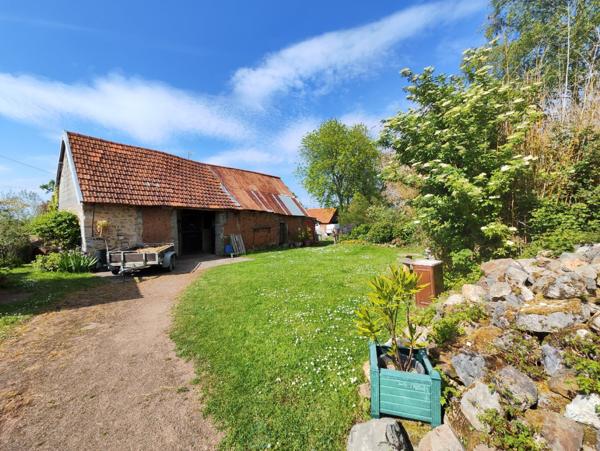 15 min de Carentan et d'Isigny sur Mer, belle propriété avec maison de 200 m² hab et 3.54 ha de terrain