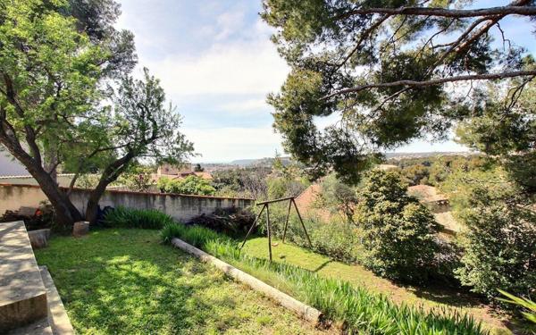 Maison à vendre    5 pièces • 130 m2 Marseille 15