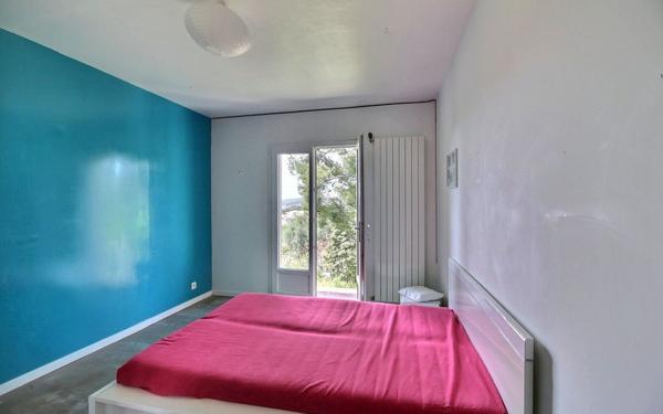 Maison à vendre    5 pièces • 130 m2 Marseille 15