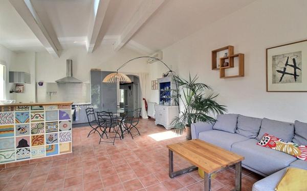 Maison à vendre    5 pièces • 130 m2 Marseille 15