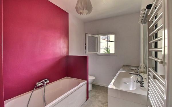 Maison à vendre    5 pièces • 130 m2 Marseille 15