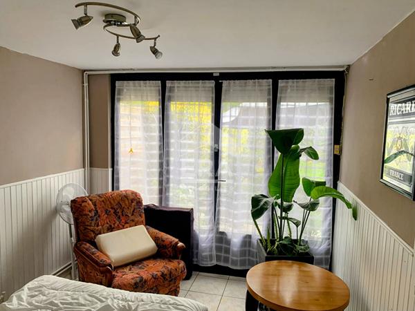 Maison 4 pièces avec grand jardin et garage