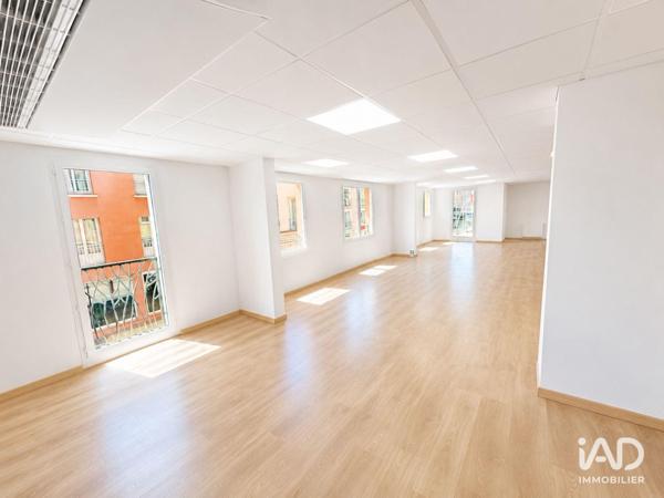 Location boutique/local commercial 170 m² Fréjus