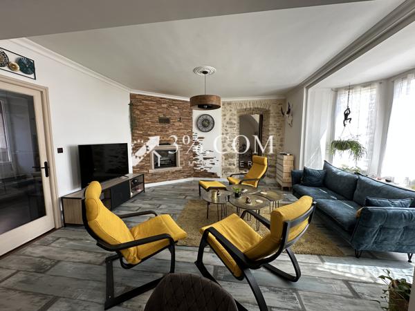 Maison
                                                                                                                                                                                                                                                                                                                        10 pièce(s)                                                                                                                                                                                                          7 chambre(s)                                                                                                                                                                                                          286  m²