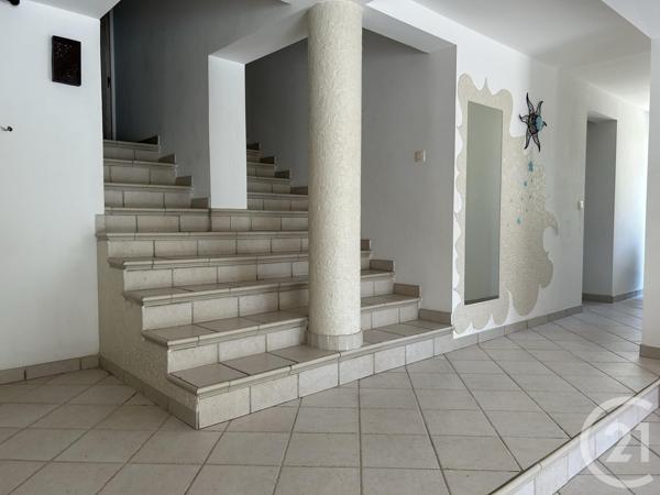 Maison à vendre  8 pièces - 230 m2 LA SEYNE SUR MER - 83